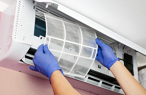 Hướng dẫn cách vệ sinh điều hòa tại nhà đúng cách